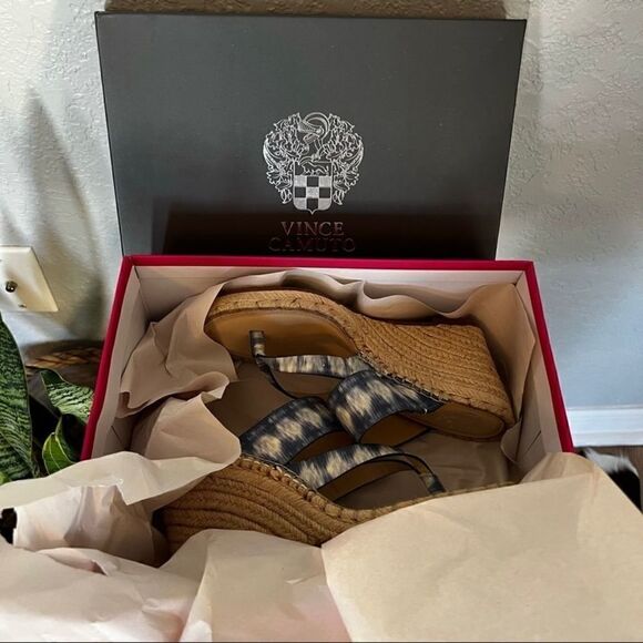 VINCE CAMUTO Lavanda Leather Espadrille Wedge Sandal, Size 9.5, Blue/White, NWT‎ - Picture 9 of 11